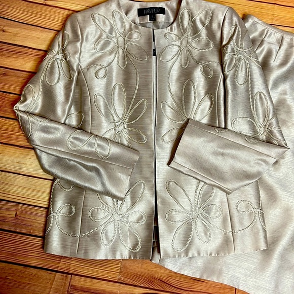 Kasper Blazer Vest & Skirt Size 8 Suit Cream - Picture 2 of 4